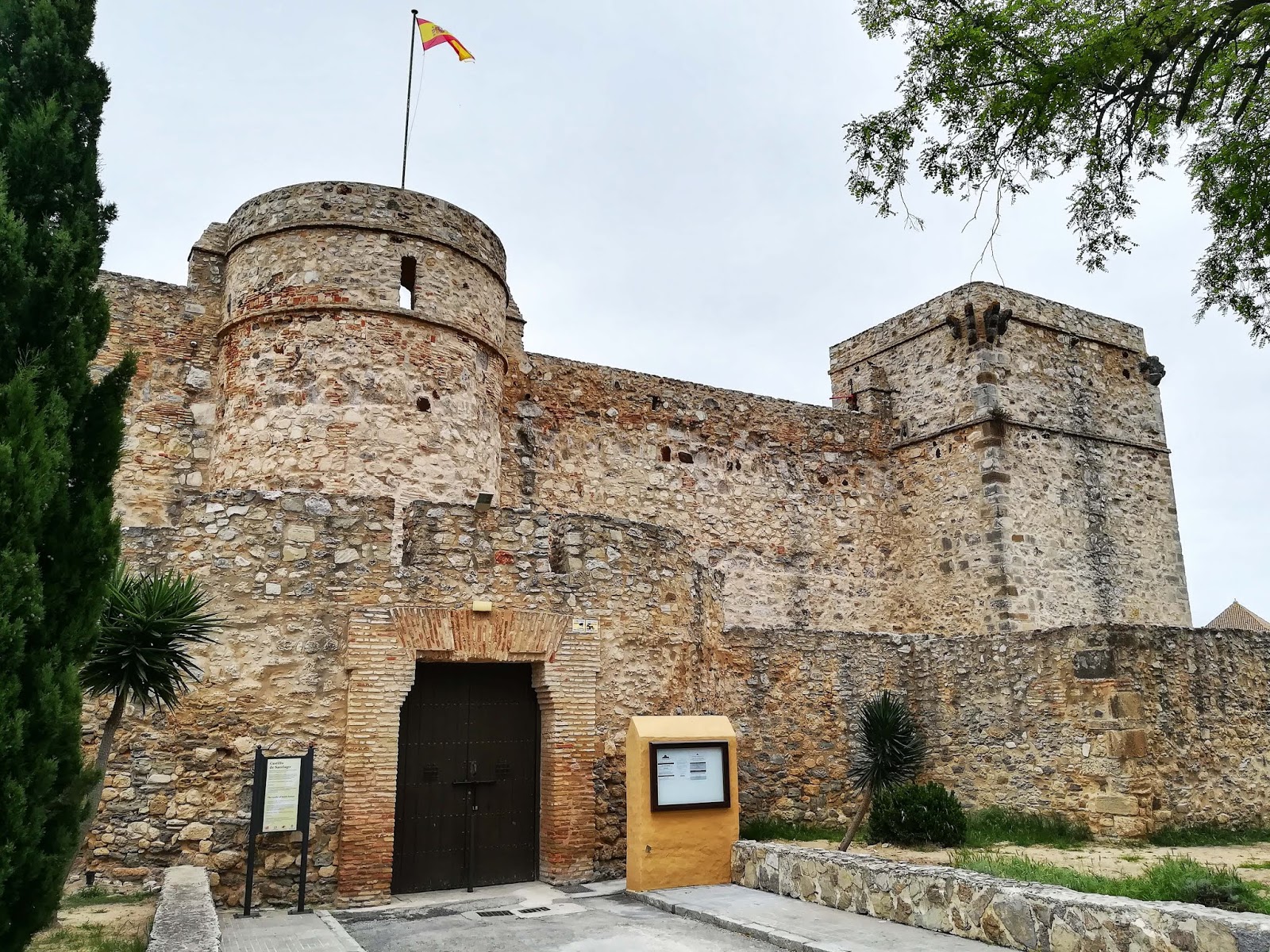 castillo de santiago sanlucar de barrameda