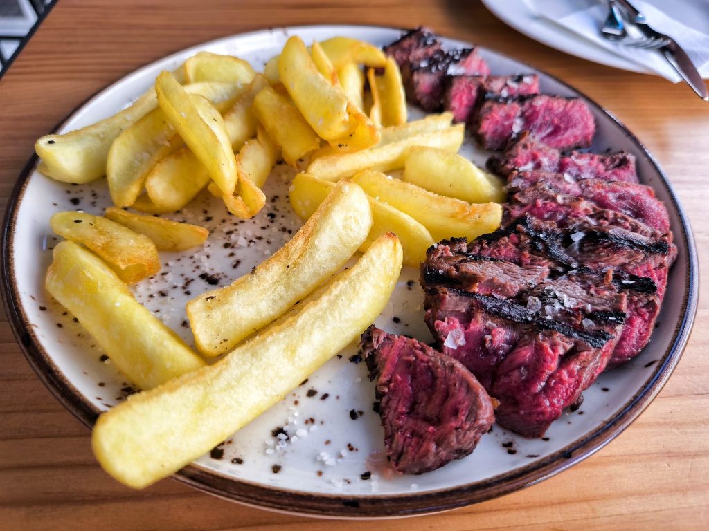 Taberna La Barberia Cadiz (2)